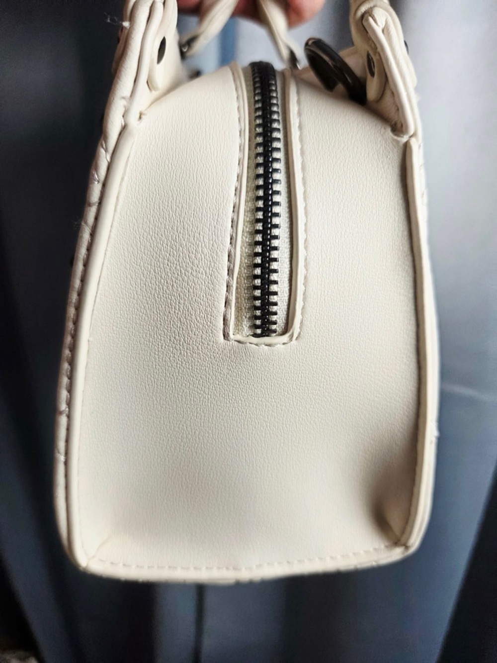 White Quilted Heart Accent Satchel Bag - Women - Picture 9 of 10